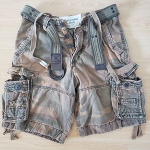 Men short